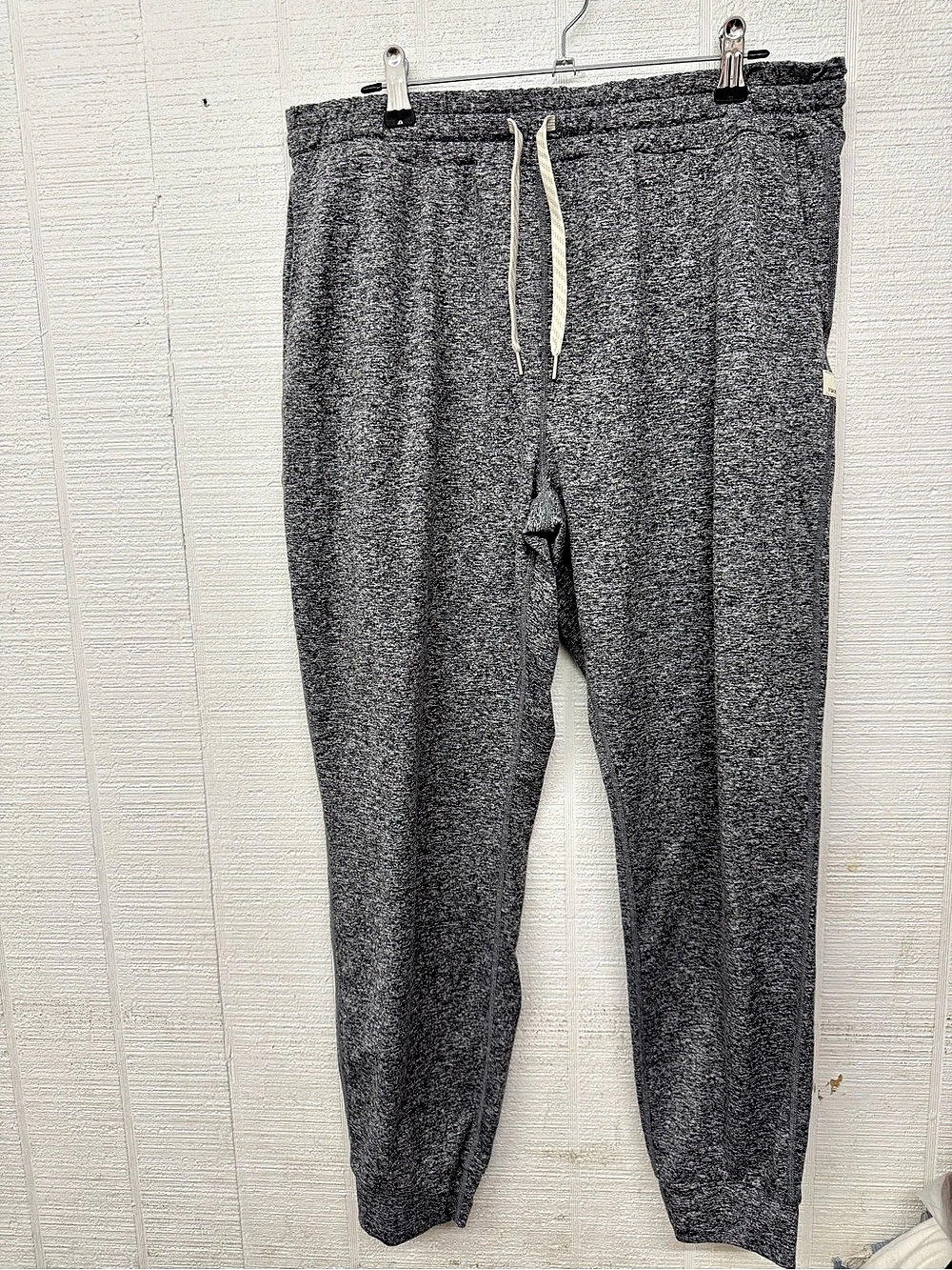 vuori Sunday Performance Jogger Gray